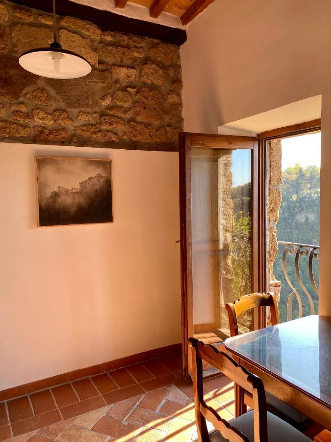 La Sorpresa Monolocale Con Vista Vallata Pitigliano Bagian luar foto